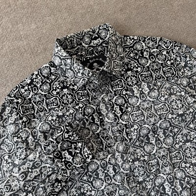 Rock Roll-n-Soul Shirt Mens Size S Black Floral Print Button Down