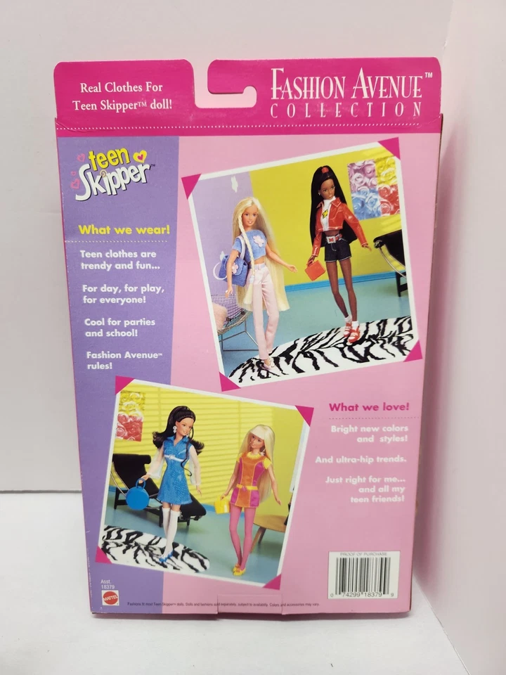 Barbie Adolescente Patrón Moda Avenida Traje 18379 Chaqueta de Cuero Rojo Nuevo en Caja 1997 Foto 4 de 4