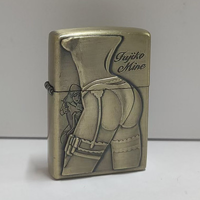 Yaesina Retro Steel Wheel Flip-Top Cigarette Pocket Lighter (Kerosene Excluded)