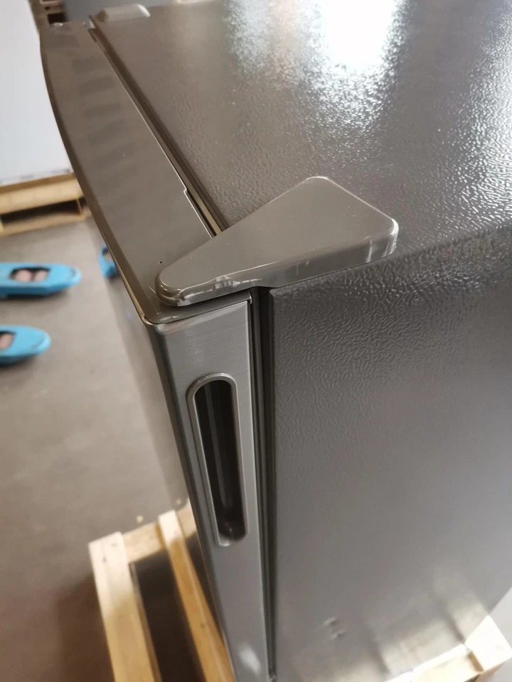 Mercancía de segunda mano: frigorífico combinado PKM KHKG117ES 117 litros de capacidad útil, plata - Imagen 3 de 4