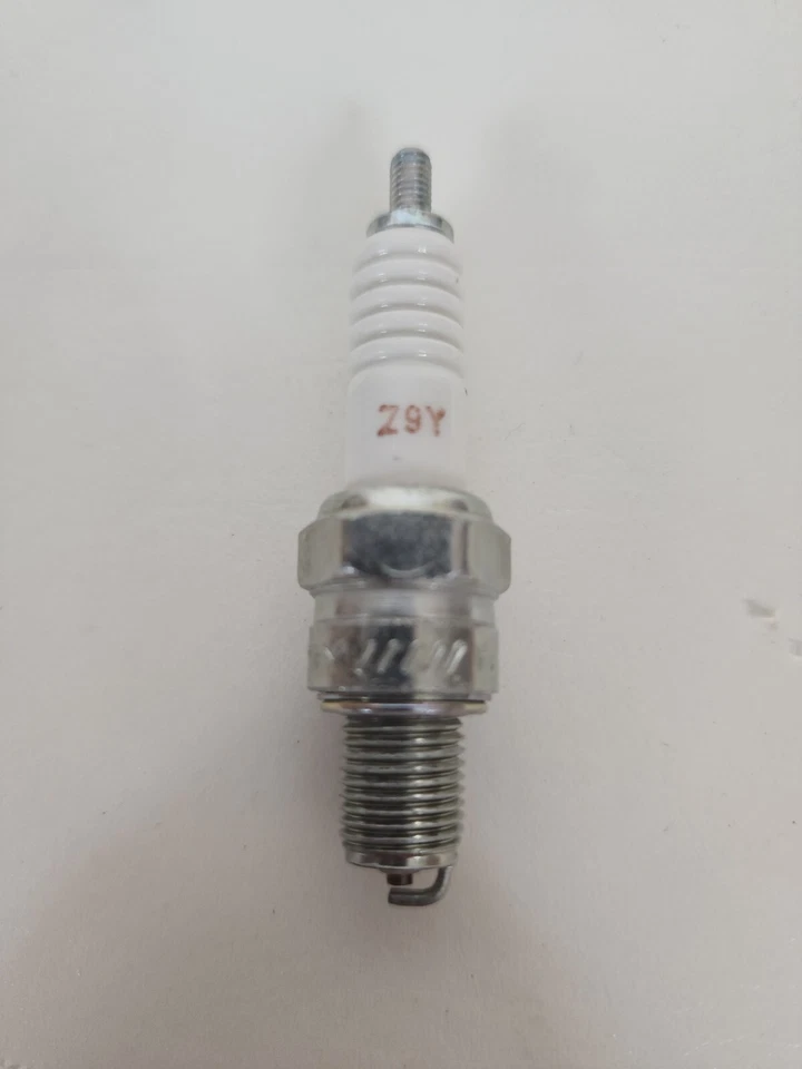 Bujía-Cobre Plus Champion 808 Foto 3 de 3