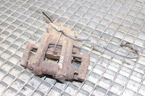 BMW 3 F30, F80 318 d Bremssattel vorne links 2.00 Diesel 18115732