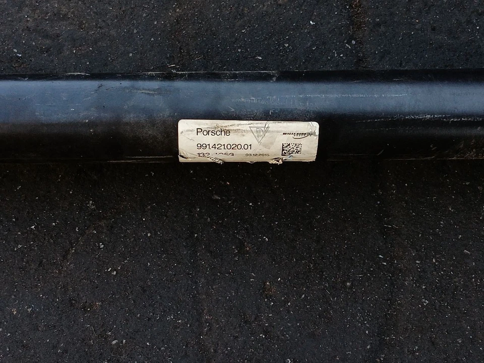 Hélice del eje de transmisión delantero 99142102001 Porsche 911 AWD 12-19 Foto 4 de 4