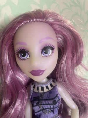 #ad Monster High 11quot; Mattel Music Class Ari Hauntington Music Class $19.99