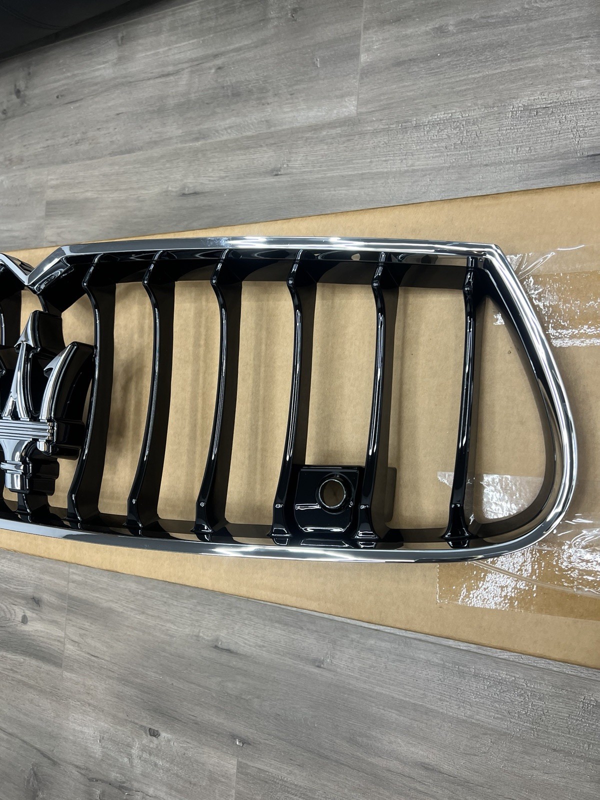 2014-2017 Maserati Ghibli Front Bumper Radiator Grille Chrome Sensor Holes New