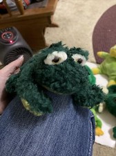 Vintage Russ Frumps The Fuzzy Green Frog Plush Stuffed Animal tot 14" Washable