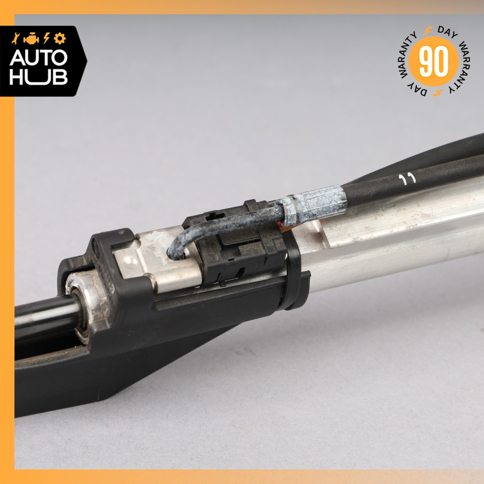 10-19 Maserati GranTurismo M145 Right Side Tonneau Cover Lift Cylinder OEM 25k