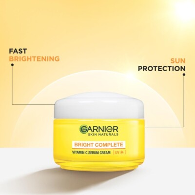 Garnier Bright Complete Crème UV à La Vitamine C (Soin Visage Quotidien)