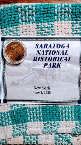 LOT OF # 2 GOLD STATEHOOD QUARTERS DELAWARE & NEW YORK NATIONAL PARKS - Picture 13 of 14