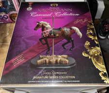 The House of KRONEMANN: Carousel Collection 'EDELWEISS TROTTER' Swarovski - NEW
