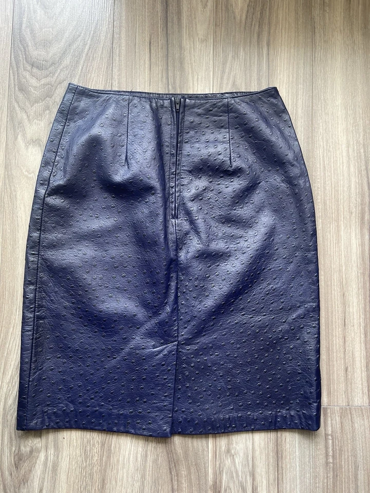 FALDA DANIER JEUNINE CUERO MORADO MINI FORRO TALLA 4 Foto 2 de 4