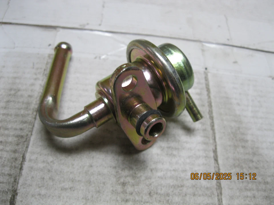 Tomco 21086 - Fuel Injection Pressure Regulator - Imagem 2 de 4