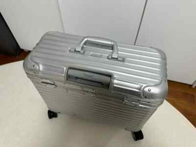 RIMOWA TOPAS PILOT TROLLEY 2コセート Rimowa Topas Pilot Pilotenkoffer 2 wheels small pre LVMH