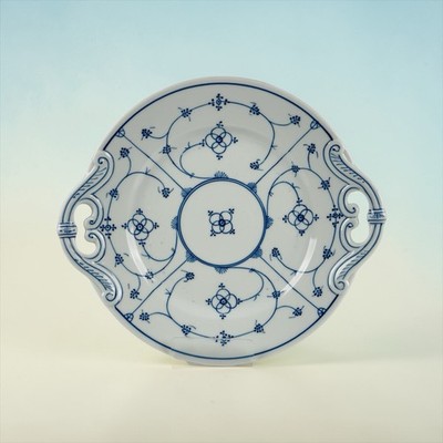 Winterling German Porcelain ''Strawflower'' Pattern 10'' CAKE PLATE Blue/White