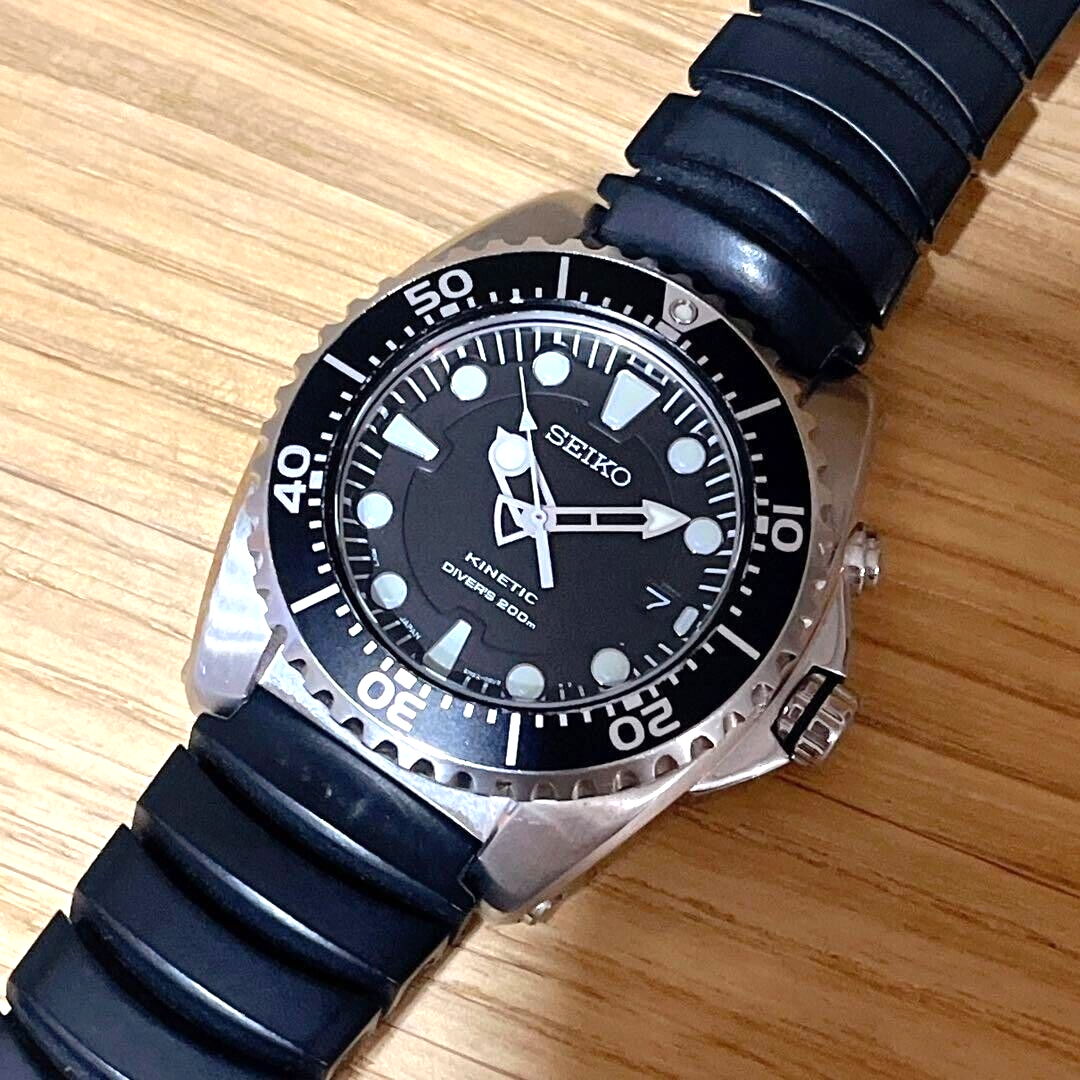 SEIKO KINETIC DIVERS 200M ブラック 5M62-0bl0 SEIKO Prospex KINETIC 5M62-0BL0 Divers 200m Watch Black