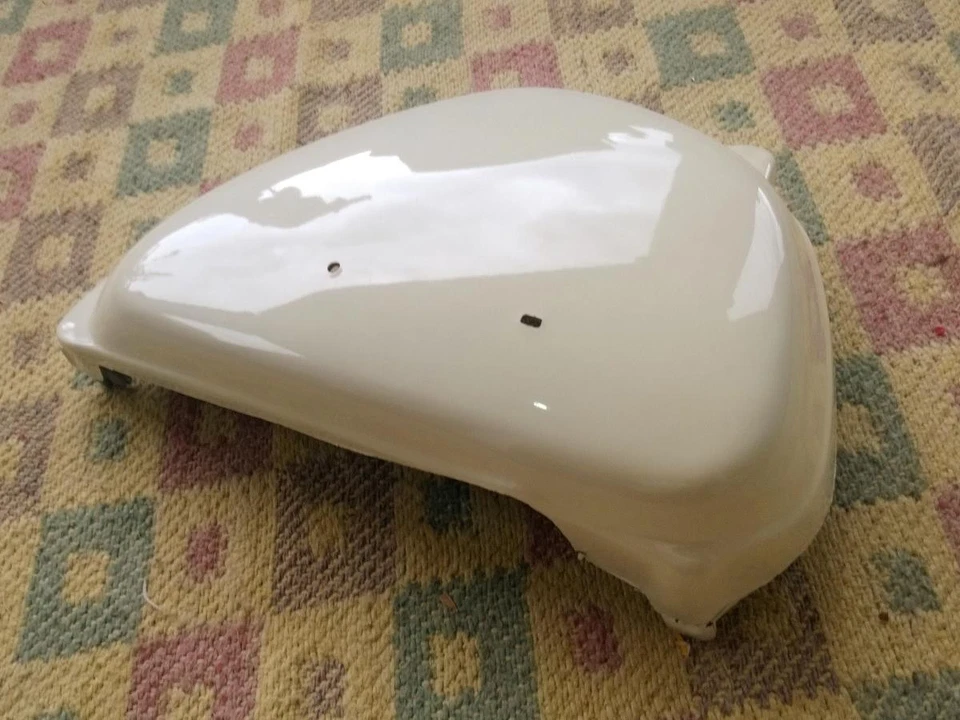 Honda CB CL 100 CB100 CL100 CB125S CL125S левая боковая рама крышка аккумулятора левая белая - Изображение 3 из 4