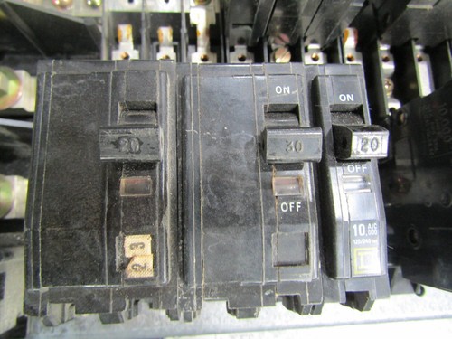 💥SQUARE D 100 AMP MAIN LUG PANELBOARD 208Y/120 VAC 3Ø 4W 30 CIRCUIT - Picture 15 of 17