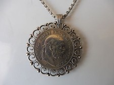 Beautiful, old chain with coin pendant, 5 Krona 1908, silver coin, locket