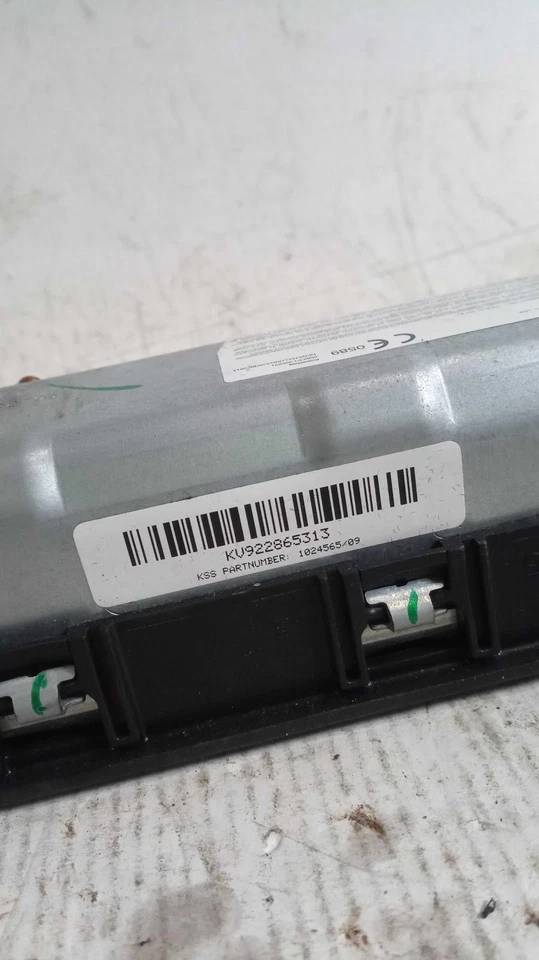 Used Instrument Panel Air Bag fits: 2015 Bmw 428I passenger knee Grade A - Image 2 of 4