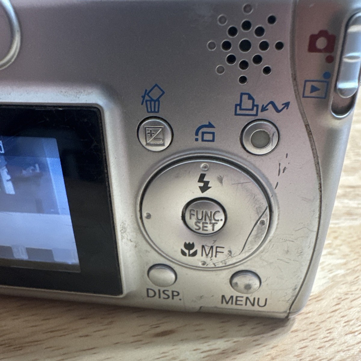 【C6016】Canon POWER SHOT A530 デジタルカメラ Amazon | Canon PowerShot A530 | キヤノン | コンパクト