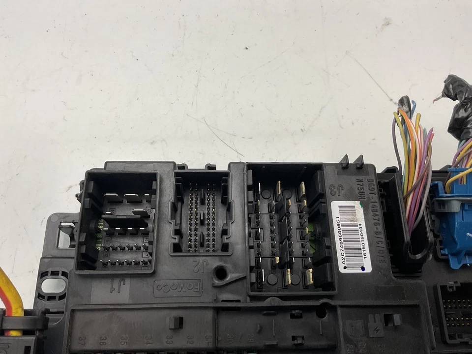 Многофункциональный модуль 2016 FORD EDGE SEL откидная панель для левой руки GU5T15604 - Изображение 3 из 4