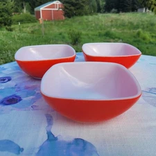 Pyrex Glass Ovenware #410 12 oz Ramekin Set of 3 Mid Century Square Bowls