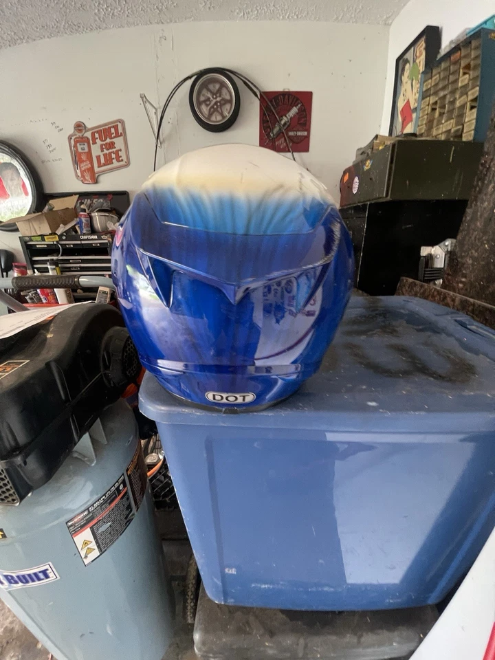 Casco de moto Foto 3 de 3