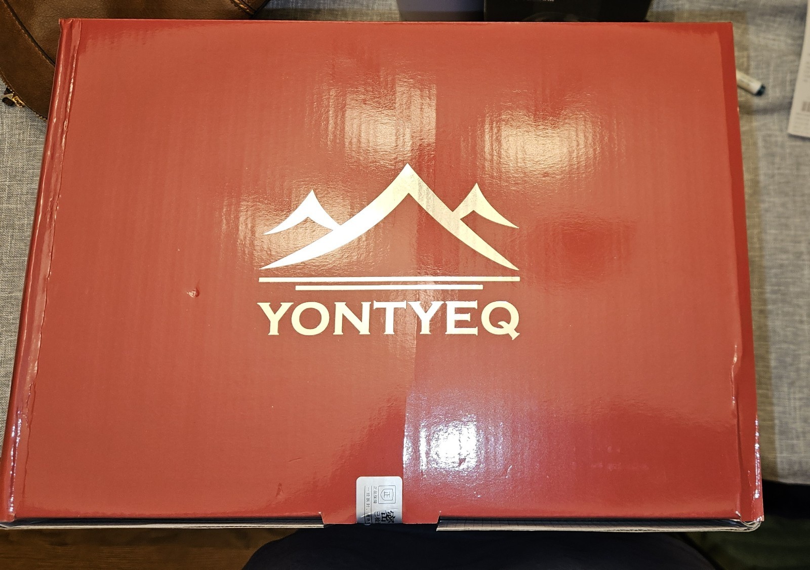 YONTYEQ Iron-Man Mark V 1:1 Wearable Helmet - Movable Back and Ear Panels Gold