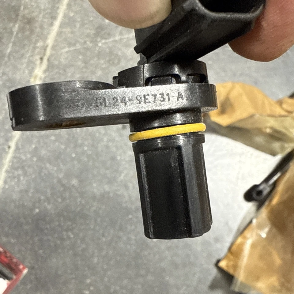 NUEVO Sensor de velocidad de rueda trasero Motorcraft ABS DY-1078 FORD 5L24-9E731-AA Foto 3 de 4