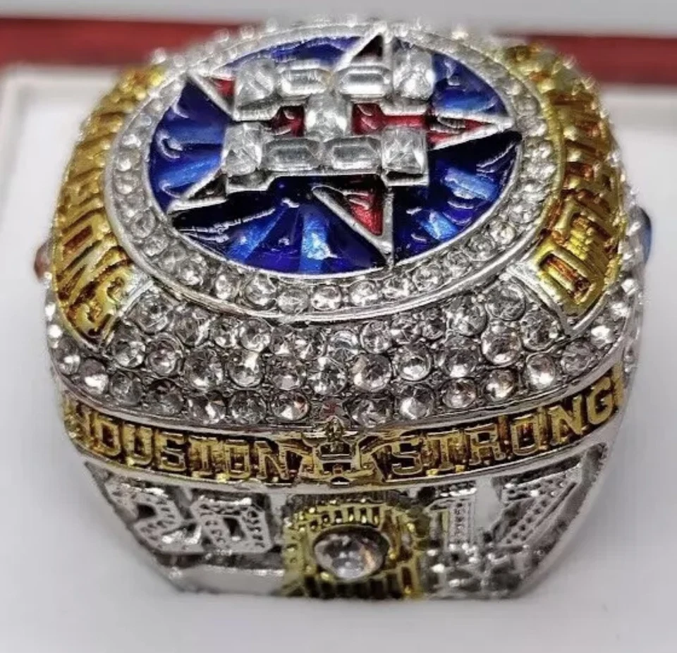 Houston Astros 2017 MLB World Series Champions Replica Ring - Gattis - Image 2 of 4