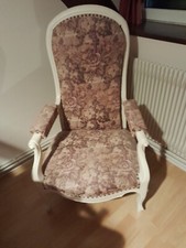 FAUTEUIL VOLTAIRE  ancien à crémaillère et un autre avec 4 roulettes