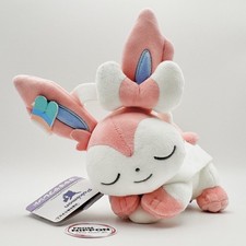 Peluche Pokemon Sleeping Friend S Sylveon Aprox 27cm Nuevo