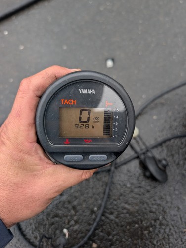 OEM Yamaha Outboard Digital Tach Tachometer Gauge Great Condition 