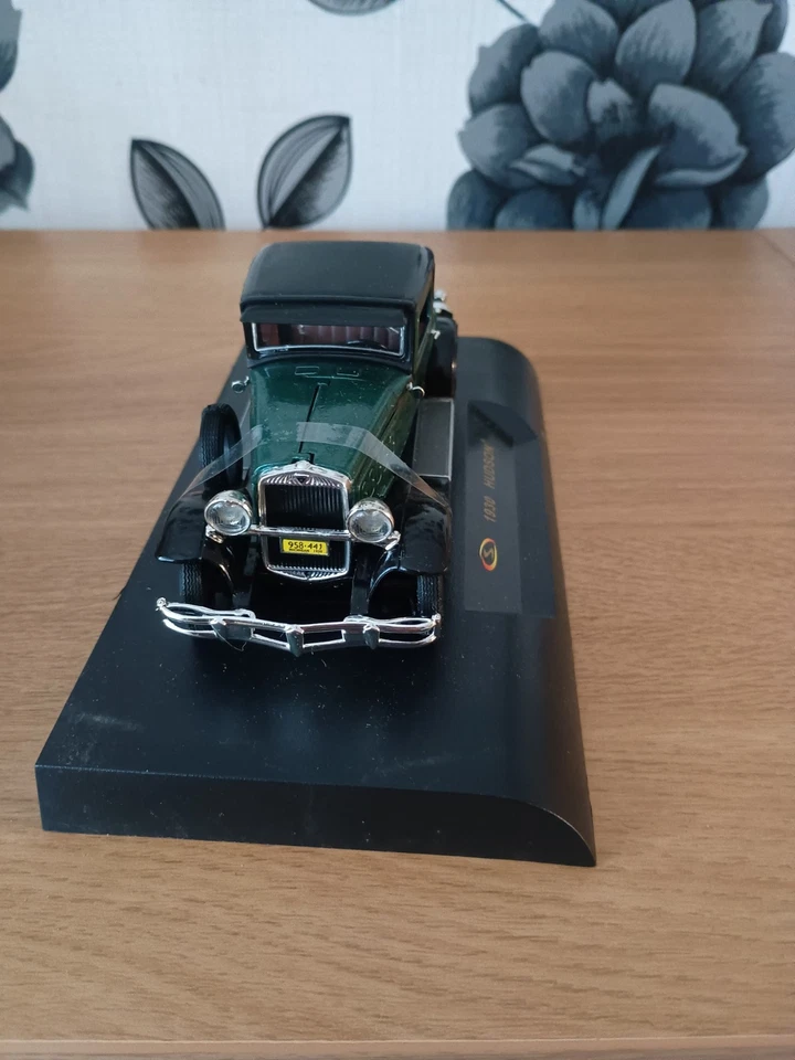 Signature Models 1/32 Scale 1930 Hudson - Green/Black on plinth  - Image 2 of 4