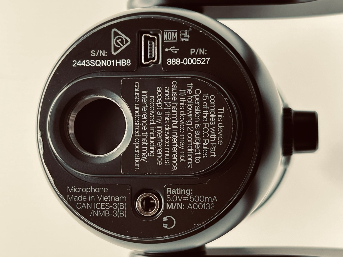 Logitech Blue Yeti Podcast Steaming USB Condenser Microphone