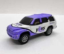 Maisto Promotional SUV Yipes Network Purple/White-Daimler Chrysler Corp 1/64