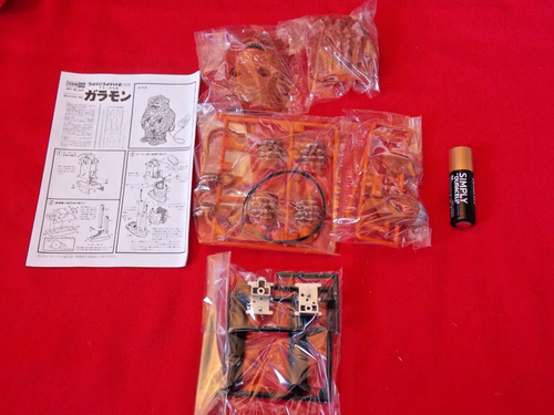 Marusan Reissue Mini Plastic Model Kit Painted Figure Garamon Godzilla Ultraman - Picture 6 of 12
