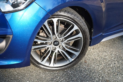 2016 Hyundai Veloster Turbo 3dr Coupe - Picture 10 of 32