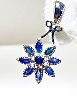 Sterling Silver 0.53 TCW of Natural Sapphire Flower Pendant