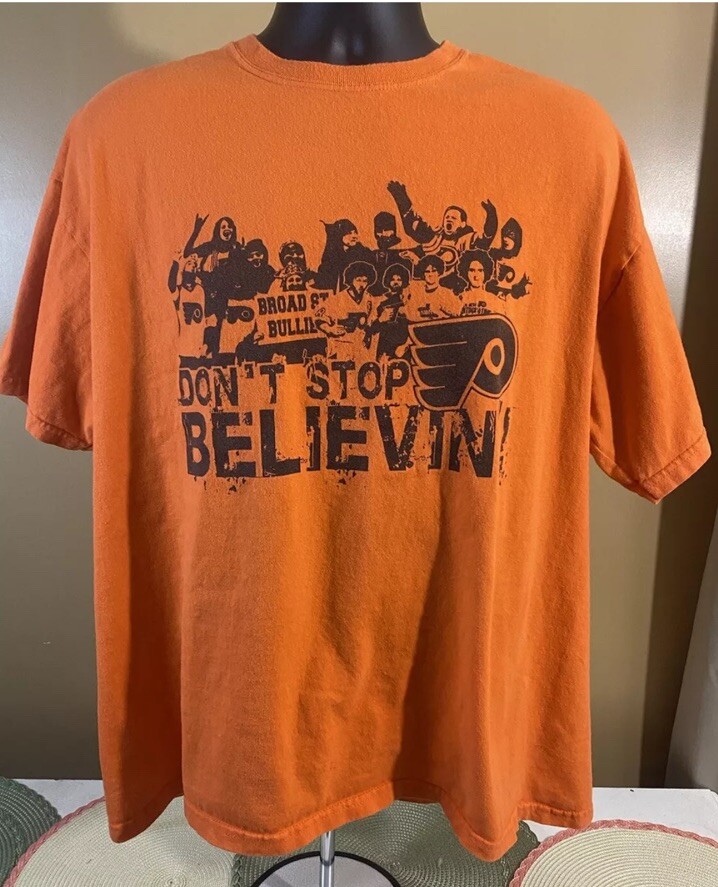 Philadelphia Flyers Broad St Bullies Graphic Orange 2 Sided T Shirt Men’s Sz XL