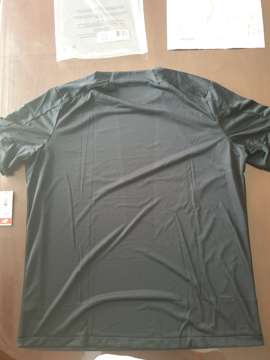 応援グッズ Liverpool Blackout 応援グッズ Liverpool Blackout LFC Blackout Retro Shirts