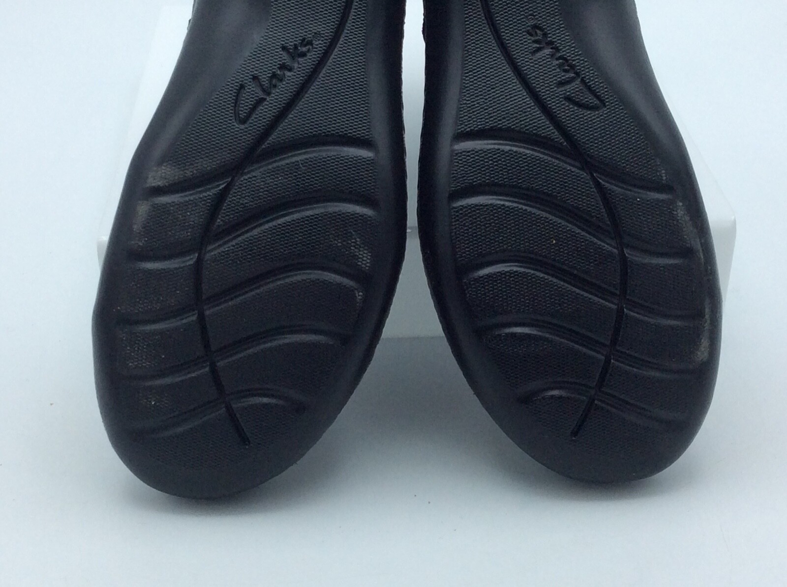 Clarks Ashland Holly Women's Boots Black Leather : 7.5 B - Medium
