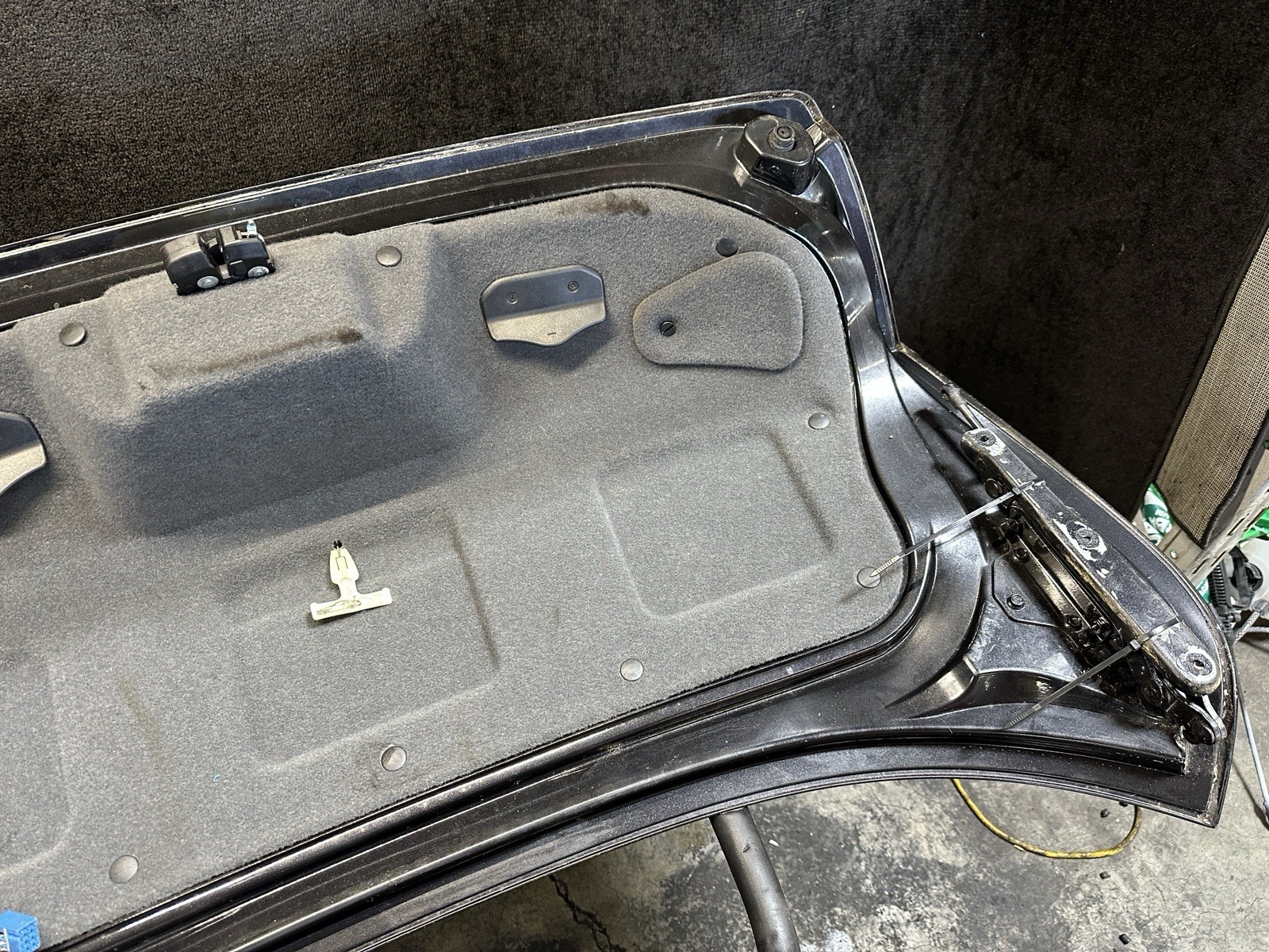 Maserati GranTurismo 2008-2019 Rear Condenser compartment lid