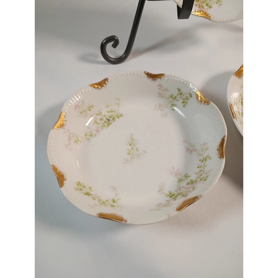 Haviland Limoges France Schleiger Pattern Vintage Bowls Set of 4 Floral Gold Rim - Image 3 of 4