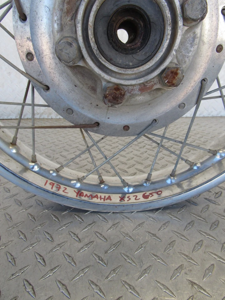 1972 72 YAMAHA XS2 XS 650 REAR RIM - Image 4 of 4