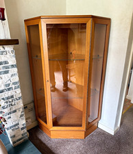 Corner Display Cabinet Brown Wood & Glass, Freestanding, 1 Glass Door, 2 Shelves