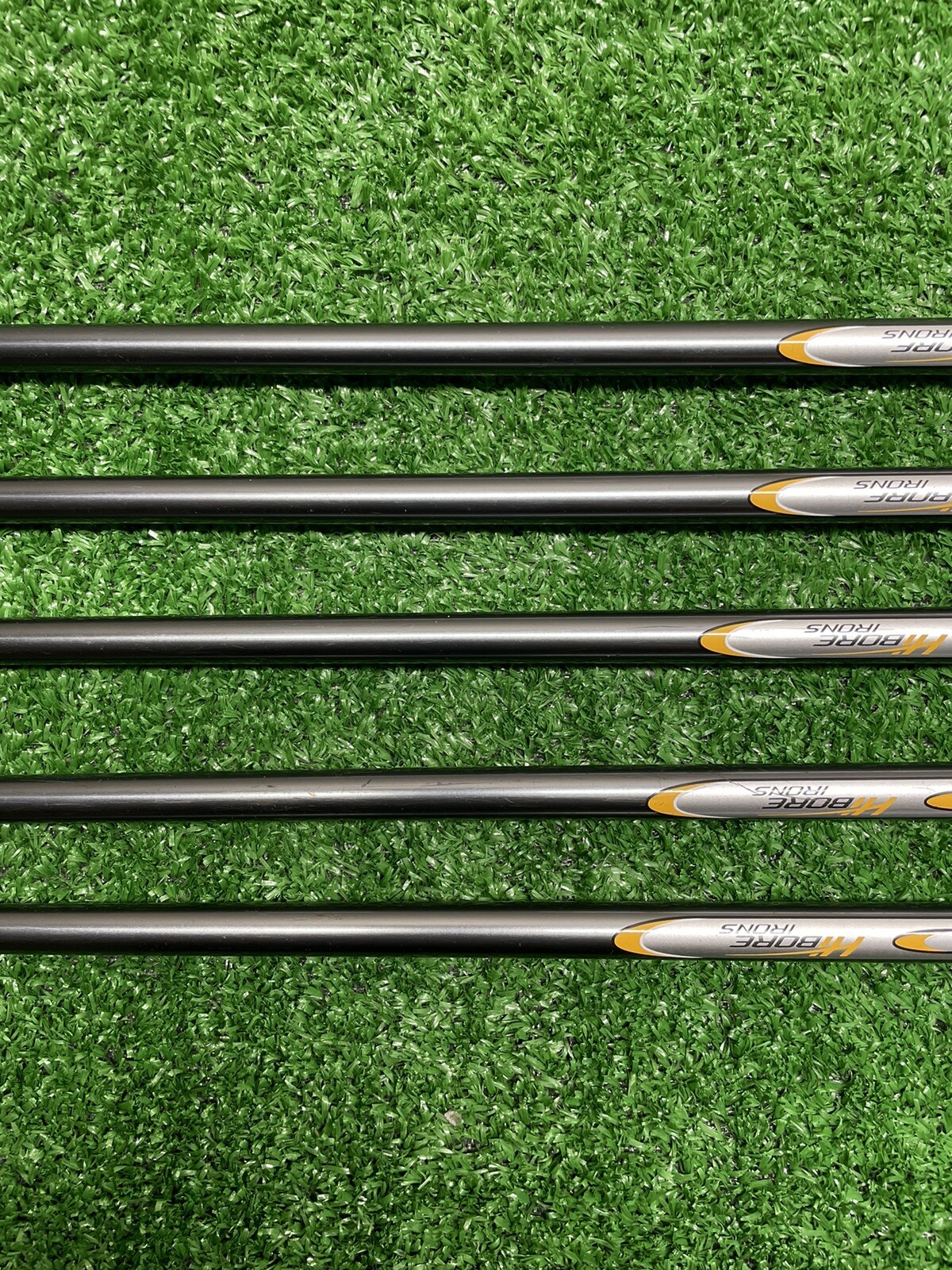 Cleveland HiBore Hybrid Iron Set 7PW + SW Seniors Flex Graphite Shafts