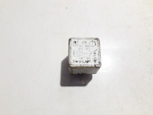 Opel Vectra 2003 Relay module 24438885, 24 438 885 #670091-48