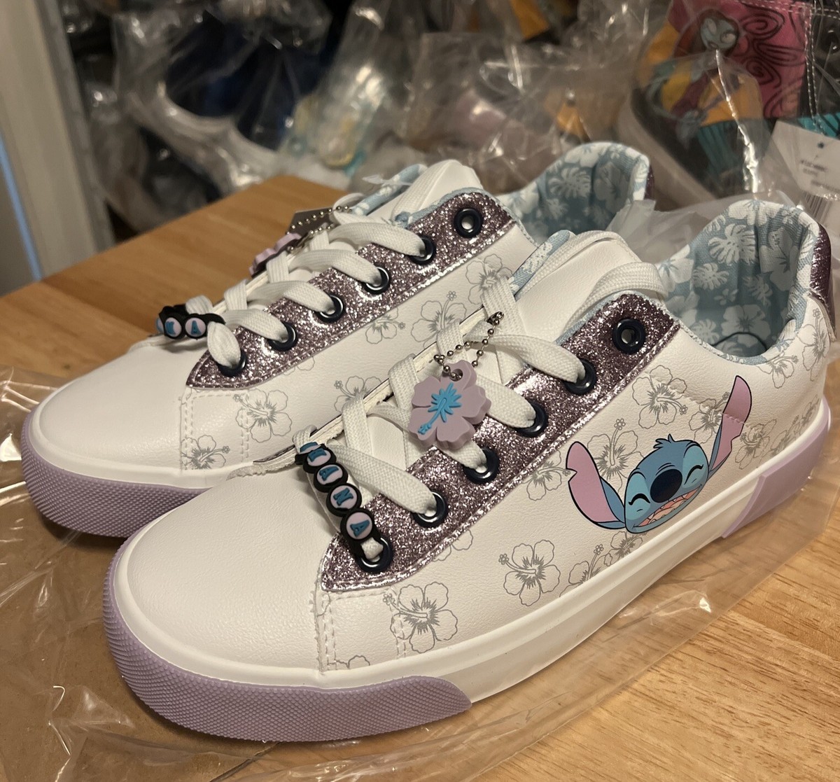 Disney Stitch Women's Low Top Lace Up Sneaker Size 8 | eBay