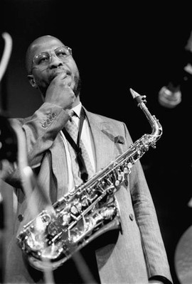sax player John Handy performs with the Mingus Dynasty at the BIM - Old Photo